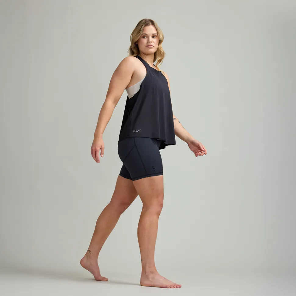 CLQ Flex Split Back Singlet Black