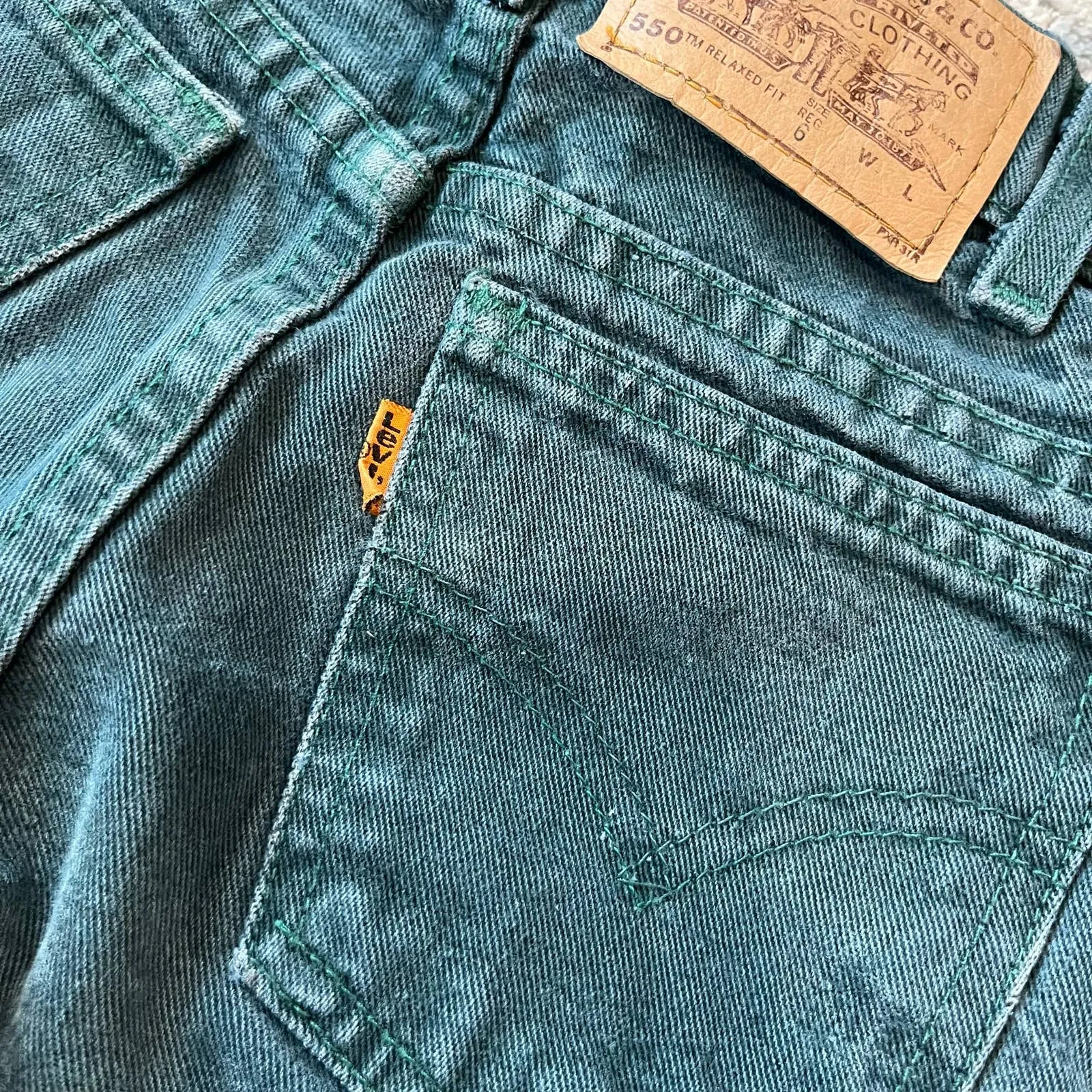 Vintage Levi's 550 Relaxed Fit Regular Orange Tab Green Jeans 6